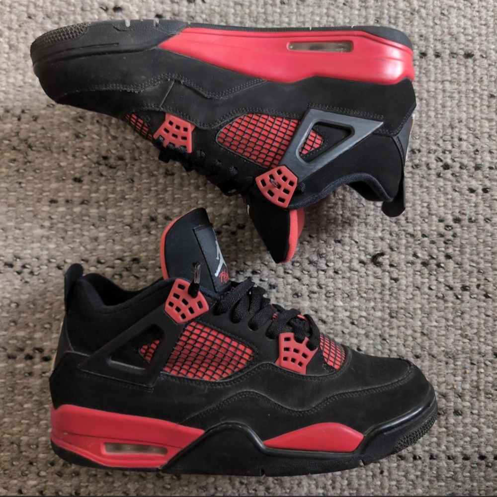 Jordan 4 Red Size 10